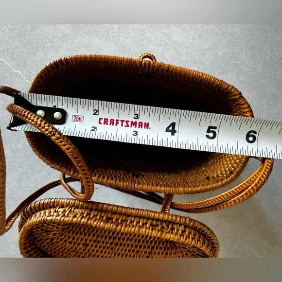 Woven Handbag - Picture 5 of 11